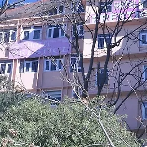 ** Hotel Prestige India